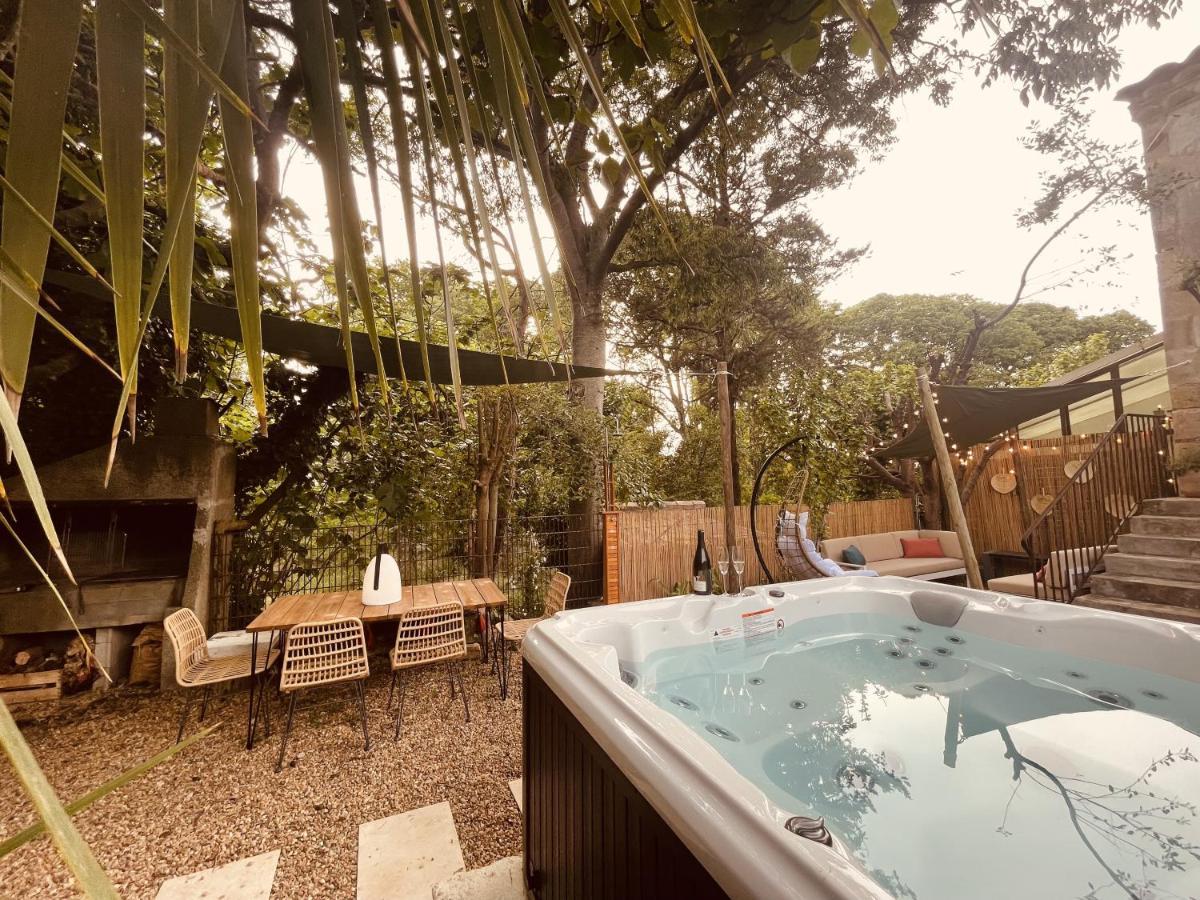 Maison Dans Les Arbres, Spa, Tennis, Parking Nîmes Exterior foto